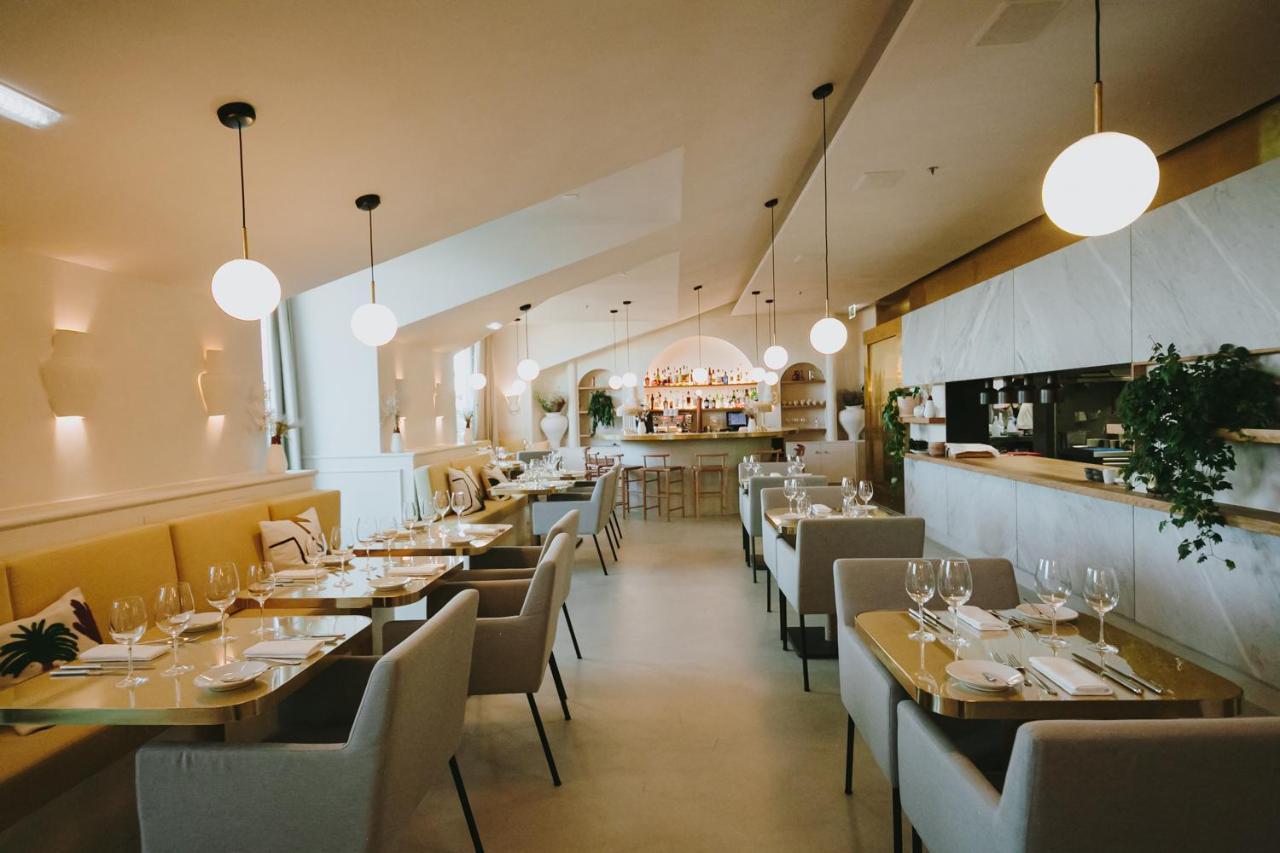 The Lumiares Hotel & Spa - Small Luxury Hotels Of The World Lisboa Екстериор снимка Interior of the restaurant