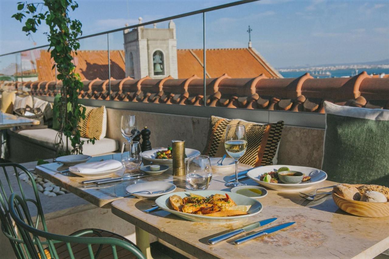 The Lumiares Hotel & Spa - Small Luxury Hotels Of The World Lisboa Екстериор снимка Rooftop restaurant
